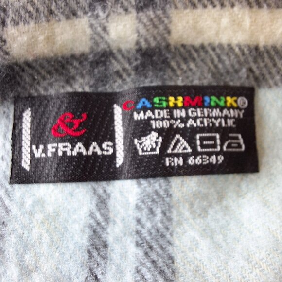 V. Fraas Cashmink Blue & Beige Plaid Design Fringe Scarf Wrap Made In Germany OS - Picture 2 of 7